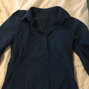 Theory Stretch Button Down with 3/4 Length Sleeves